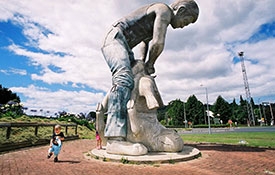 Shearing Statue