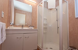 private bathroom of 1-bedroom unit
